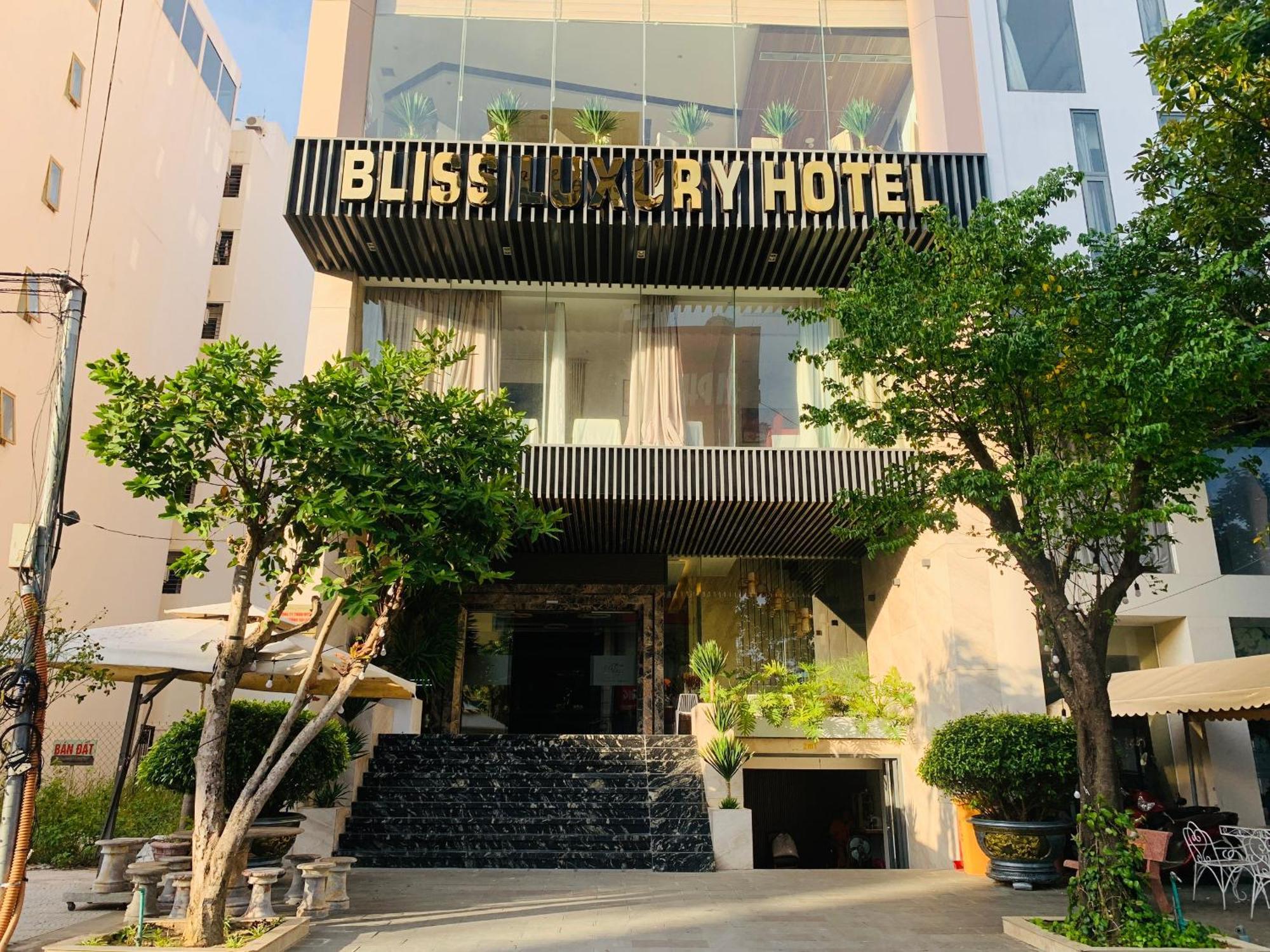 Bliss Luxury Hotel Da Nang Exterior foto