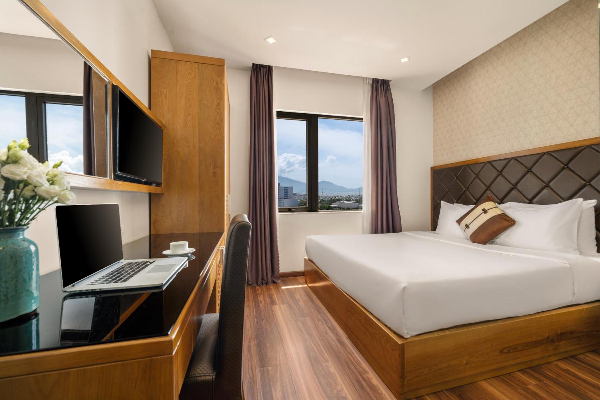 Bliss Luxury Hotel Da Nang Exterior foto